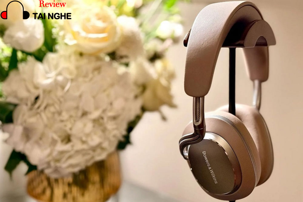 Bowers & Wilkins Px8 S2